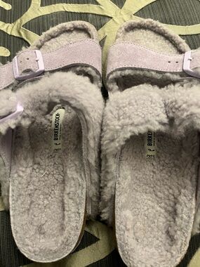 Birkenstock Women's Shearling Mayari Clog Sandals - Light Lavender NWOT